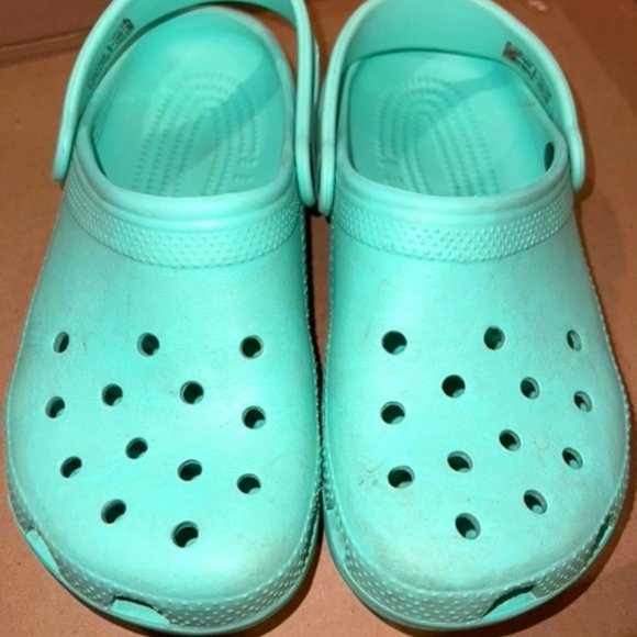 CROCS Other - Kids Mint Crocs 2/4